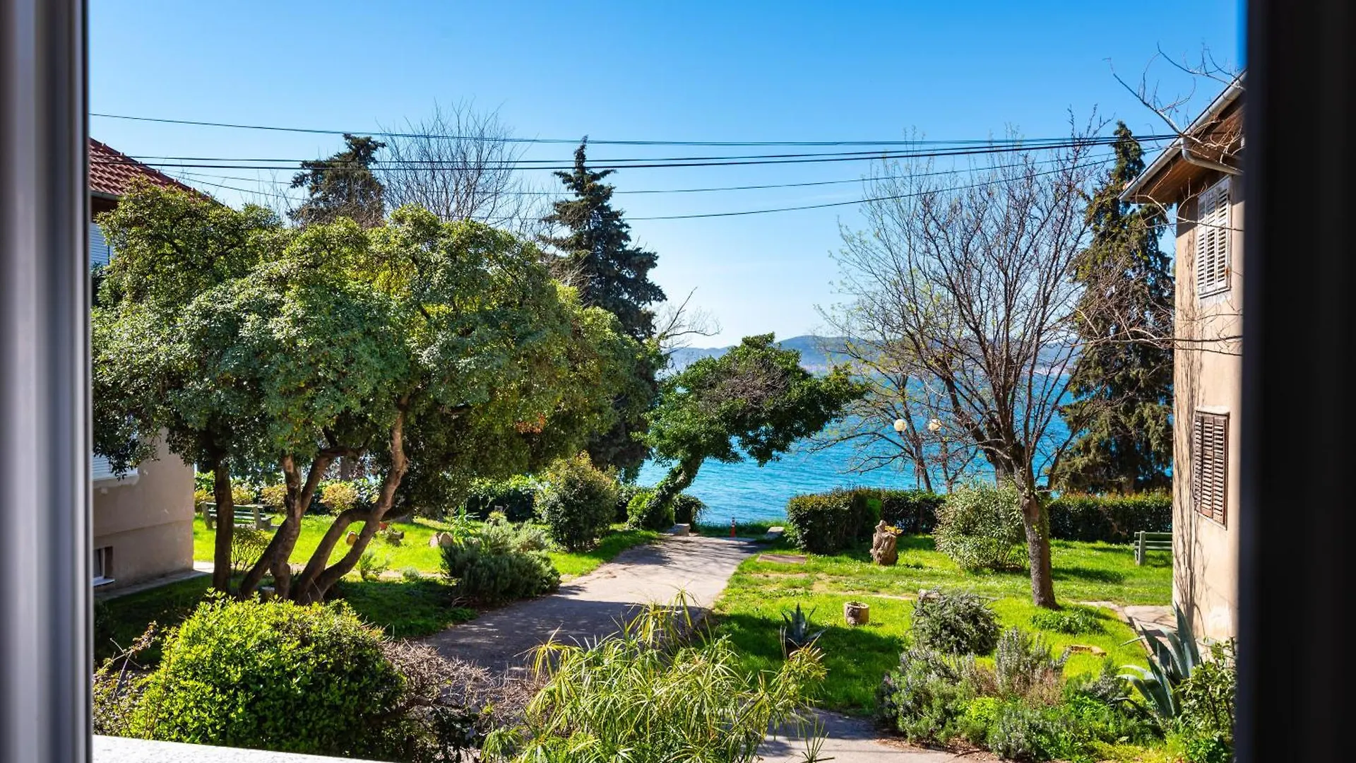 Kolovare Garden Oasis - First Row By Sea Lejlighed Zadar