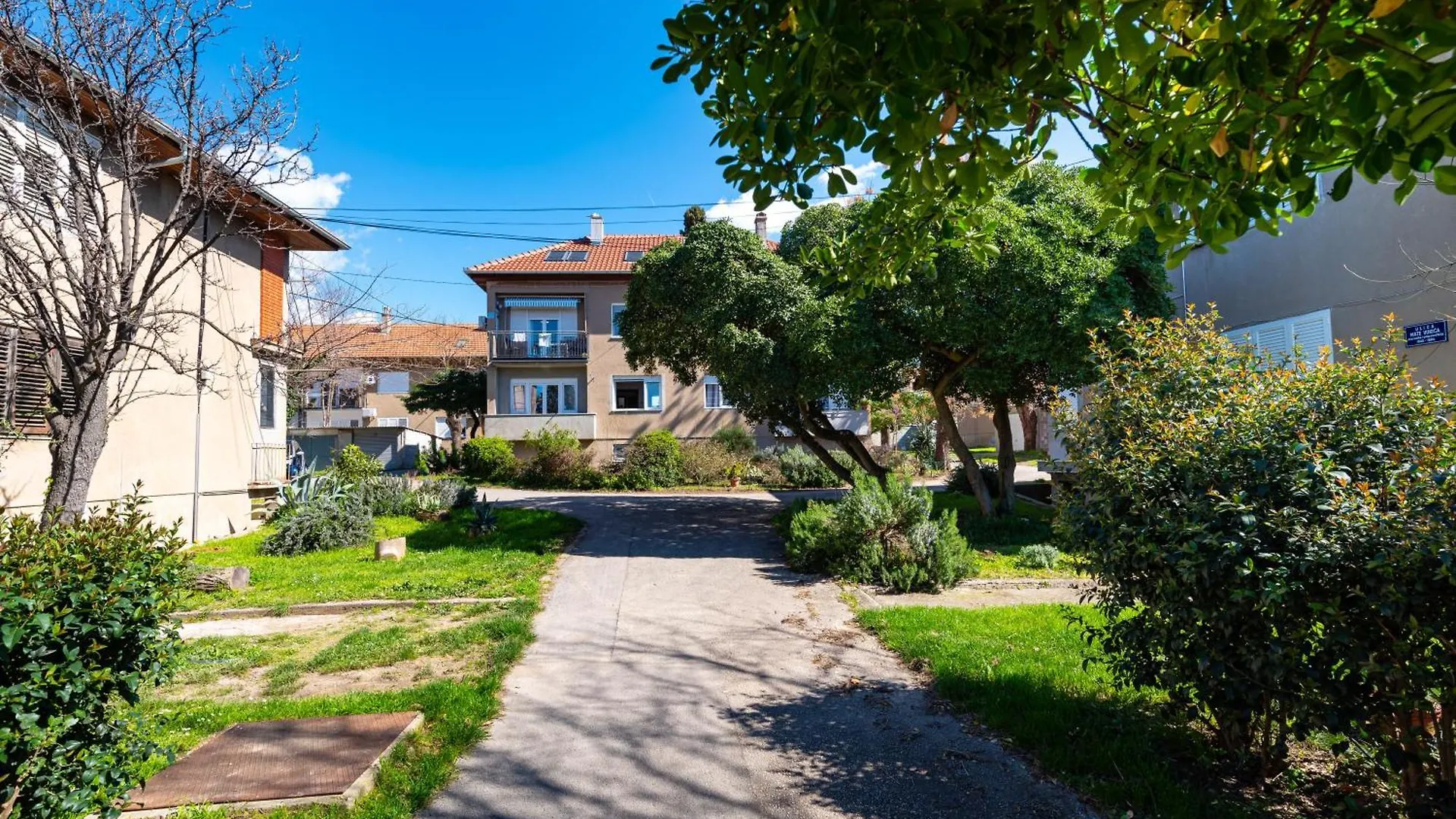 Kolovare Garden Oasis - First Row By Sea Lejlighed Zadar
